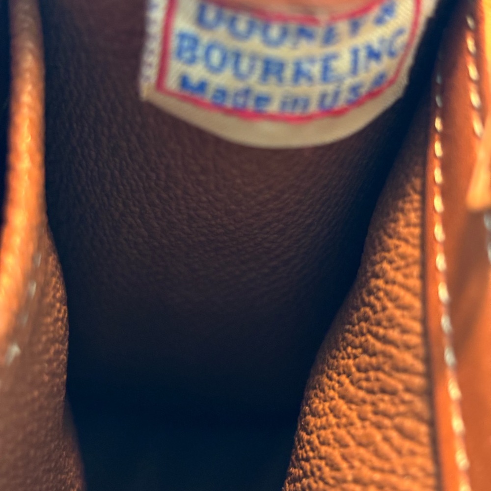 Vintage Dooney & Bourke Brown Leather Crossbody Bag - Picture 4 of 5